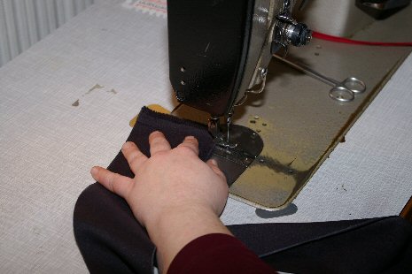 N&auml;harbeiten mit der Pfaff-Industrien&auml;hmaschine - N&auml;hservice Aurach